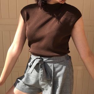 ✨SOLD✨Brown Sleeveless Mock Neck